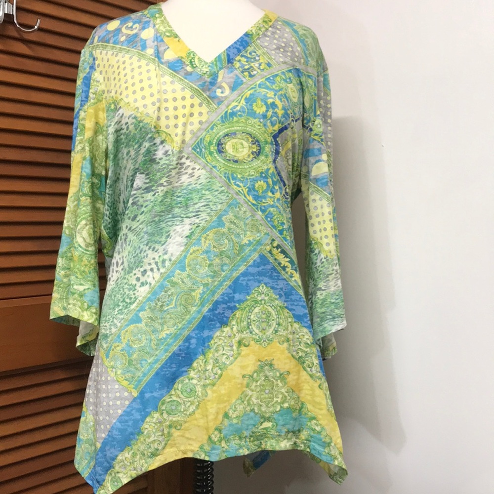 IQ Paris Multi Color Hippie Style Tunic Top